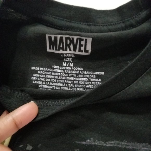 Marvel Loki on Throne T-shirt - Picture 4 of 9